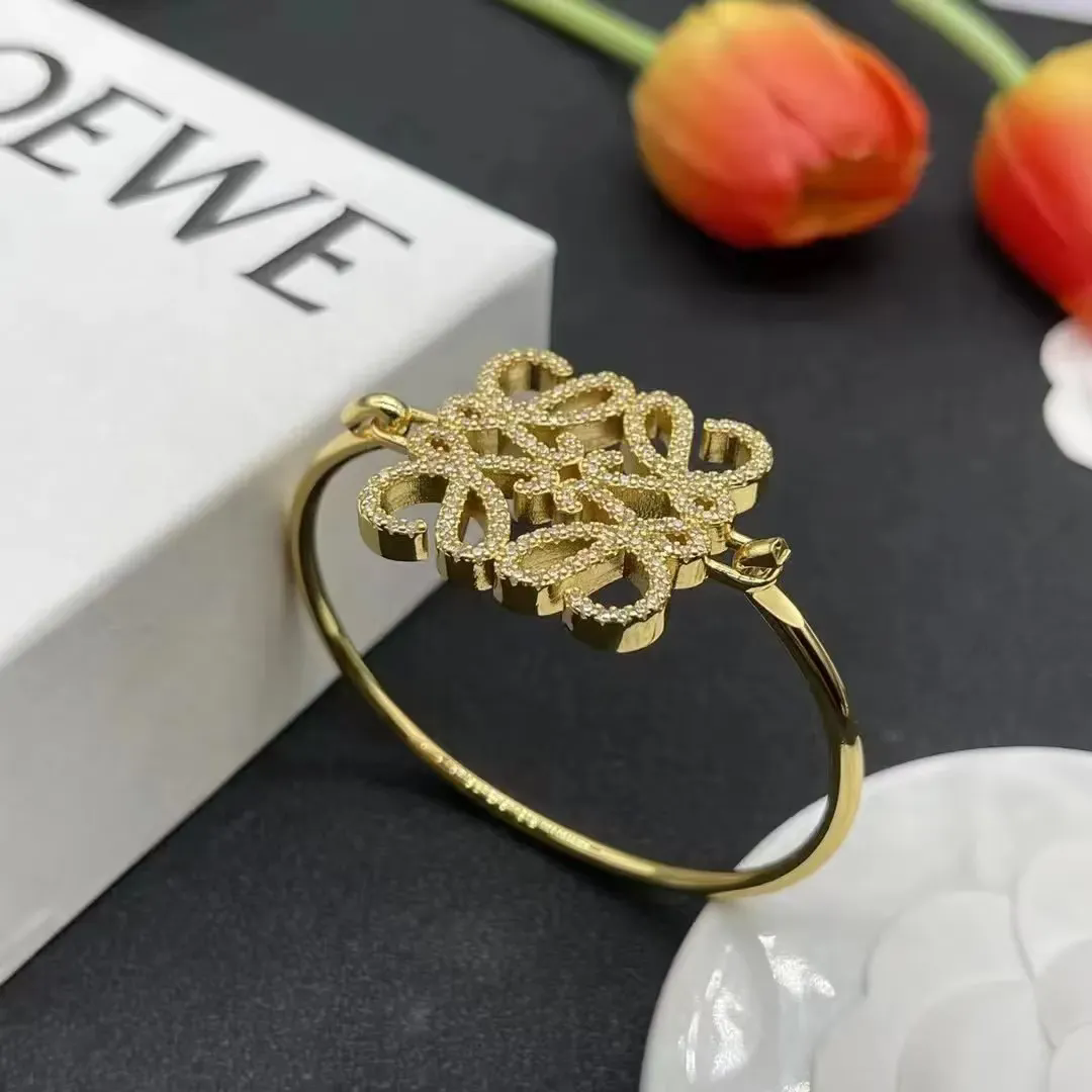 Woman LOEWE Anagram Open Bracelet